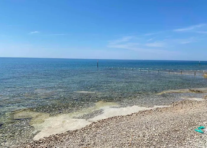 Erna - Cherry & Blue Novigrad Istria