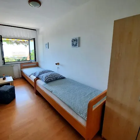 Erna - Cherry & Blue Apartment